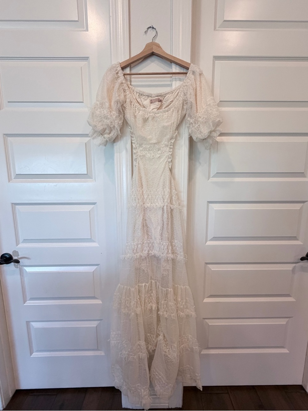 Ivory Lace Maxi Dress with Puff Sleeves